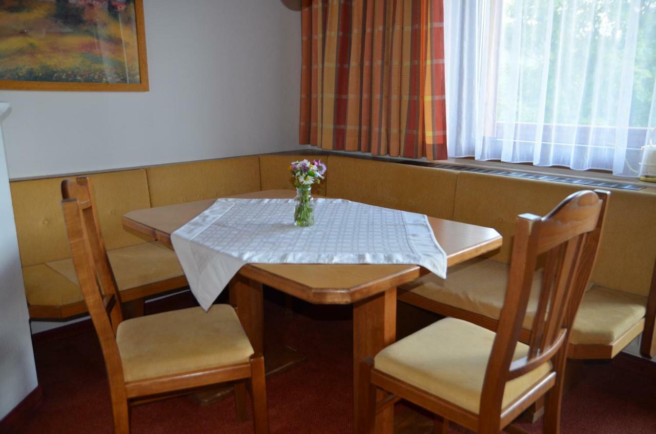 Pension Pichler Leutasch Exterior foto